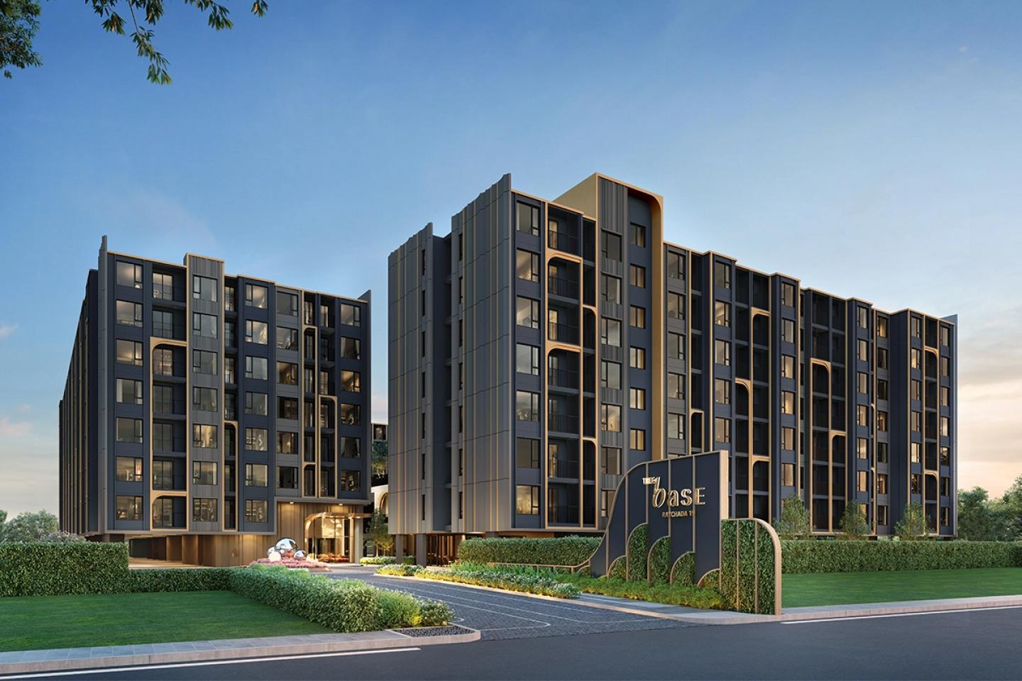 The Base Ratchada 19